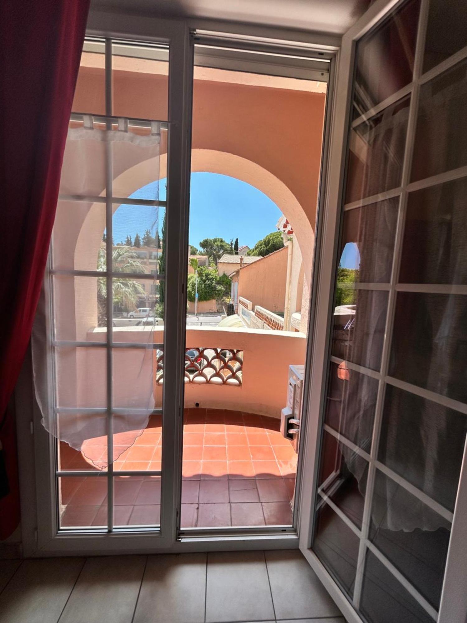 Studio Avec Grand Balcon- Residence De Caractere Bandol Exteriér fotografie