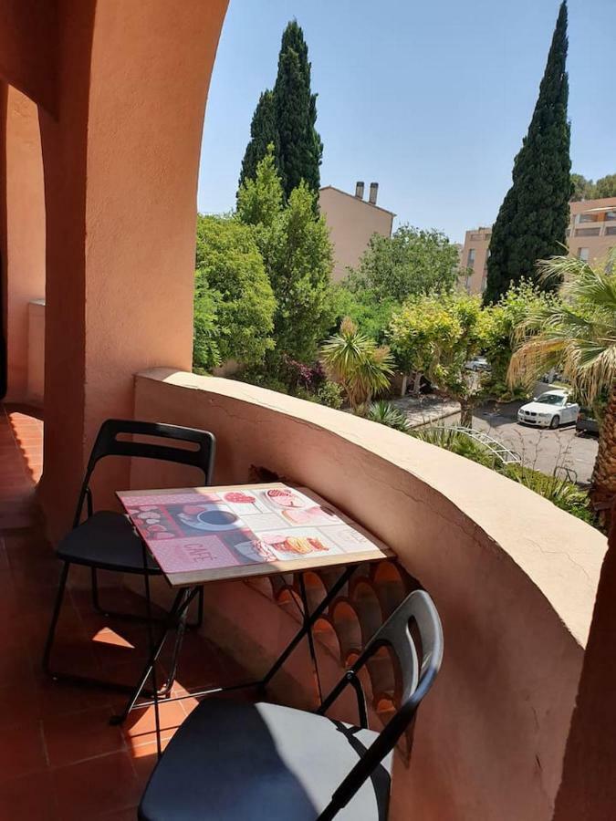 Studio Avec Grand Balcon- Residence De Caractere Bandol Exteriér fotografie